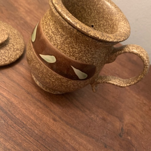 Stoneware Tea Mug with Filter and Lid - Picture 10 of 16